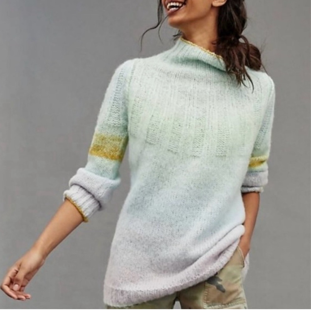 Anthropologie Perri Ombre Tunic Sweater in pastel colors. Size XS but fits big.